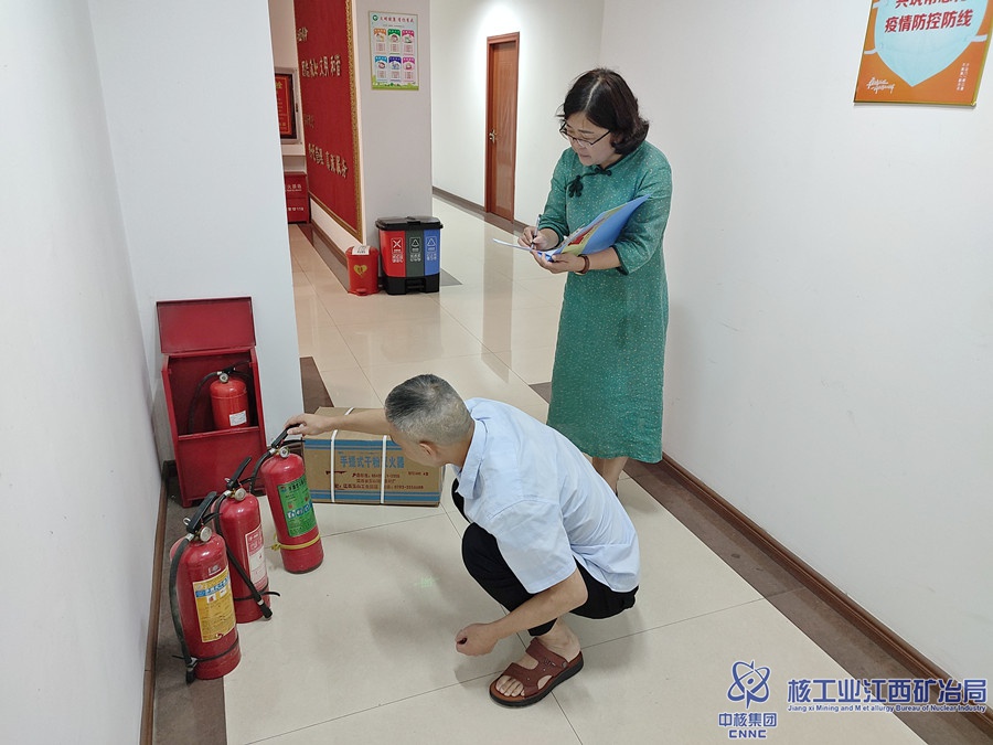 七二一社區開展中秋國慶節前安全整治_副本.jpg